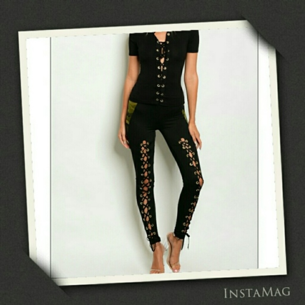 ❤️ Black Open Lace-Up Leggings w/ Camo Accents - Picture 1 of 8